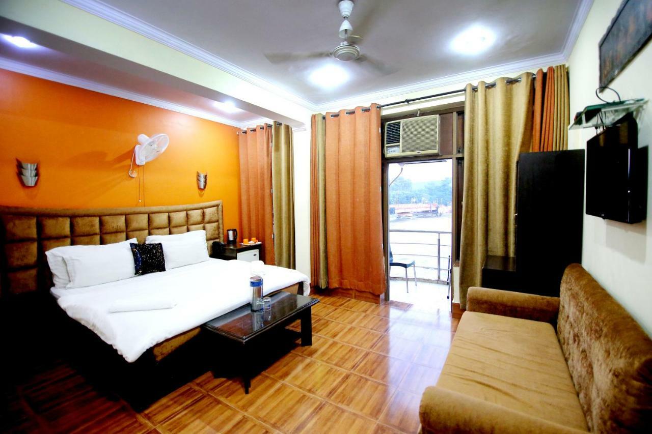Hotel New Aditya ハリドワール エクステリア 写真